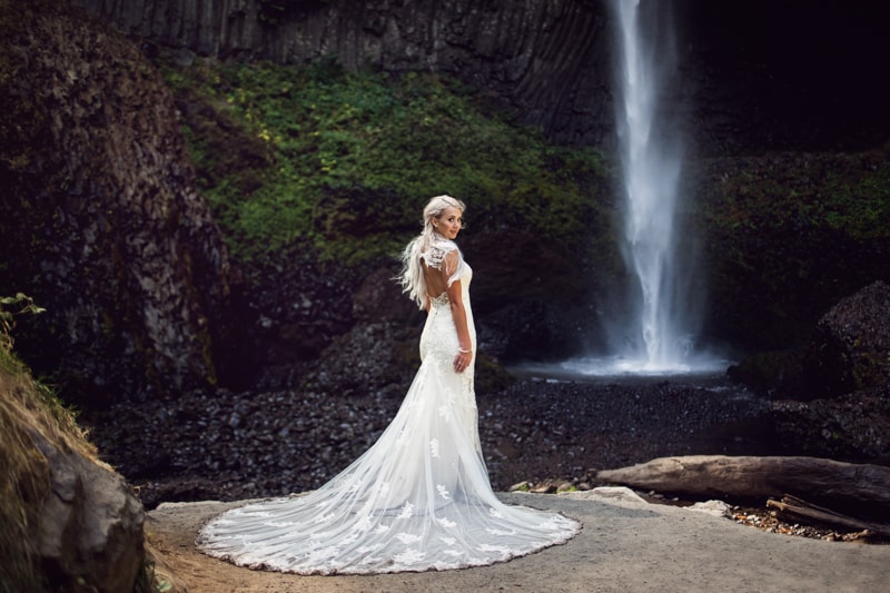 stunning elopement pictures