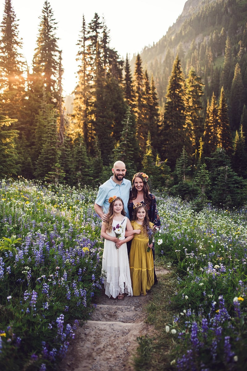 beautiful outdoor family photos by a professional photographer