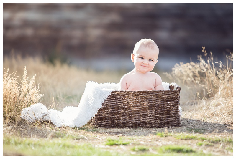 baby six month session smiling