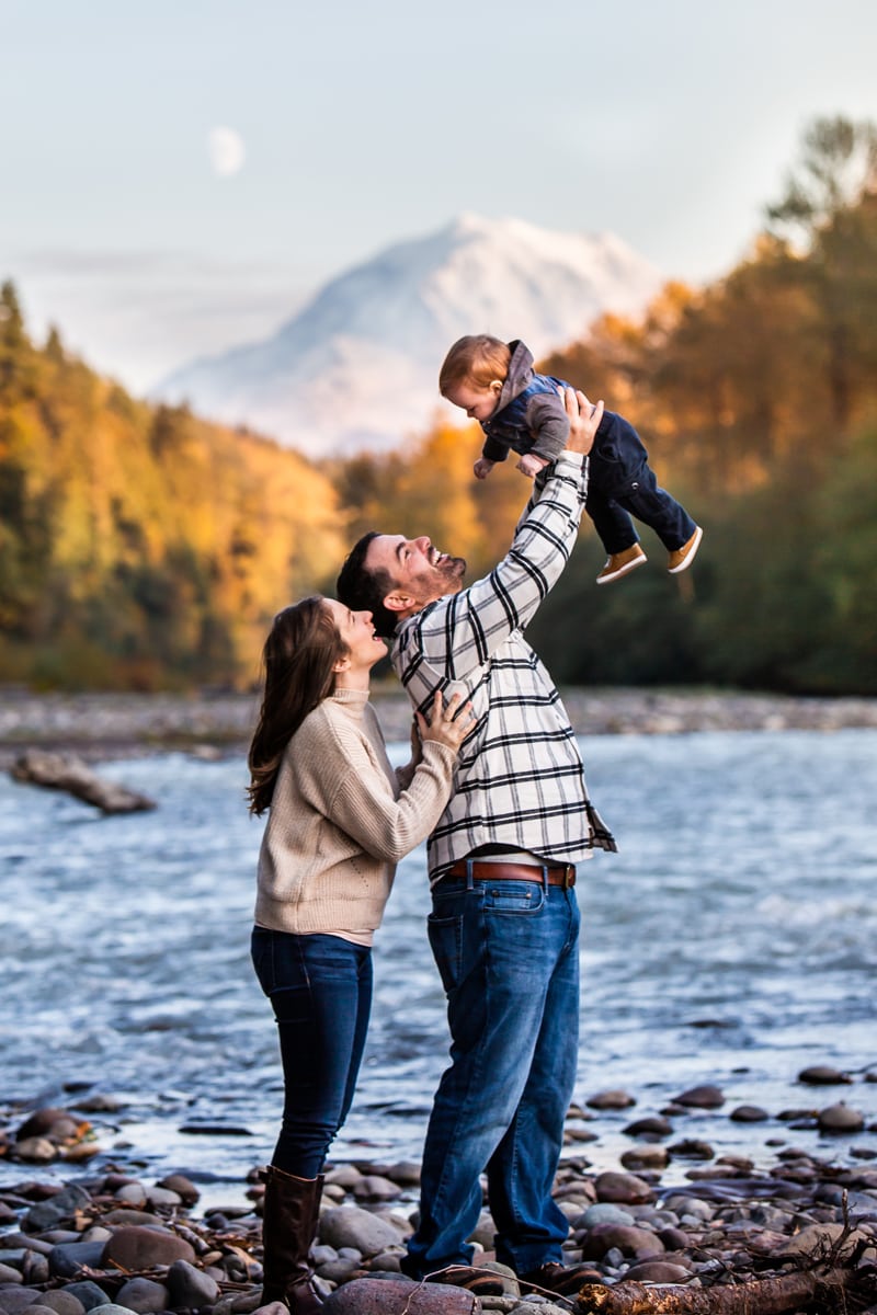 mt rainier family photos featuring stunning landscapes