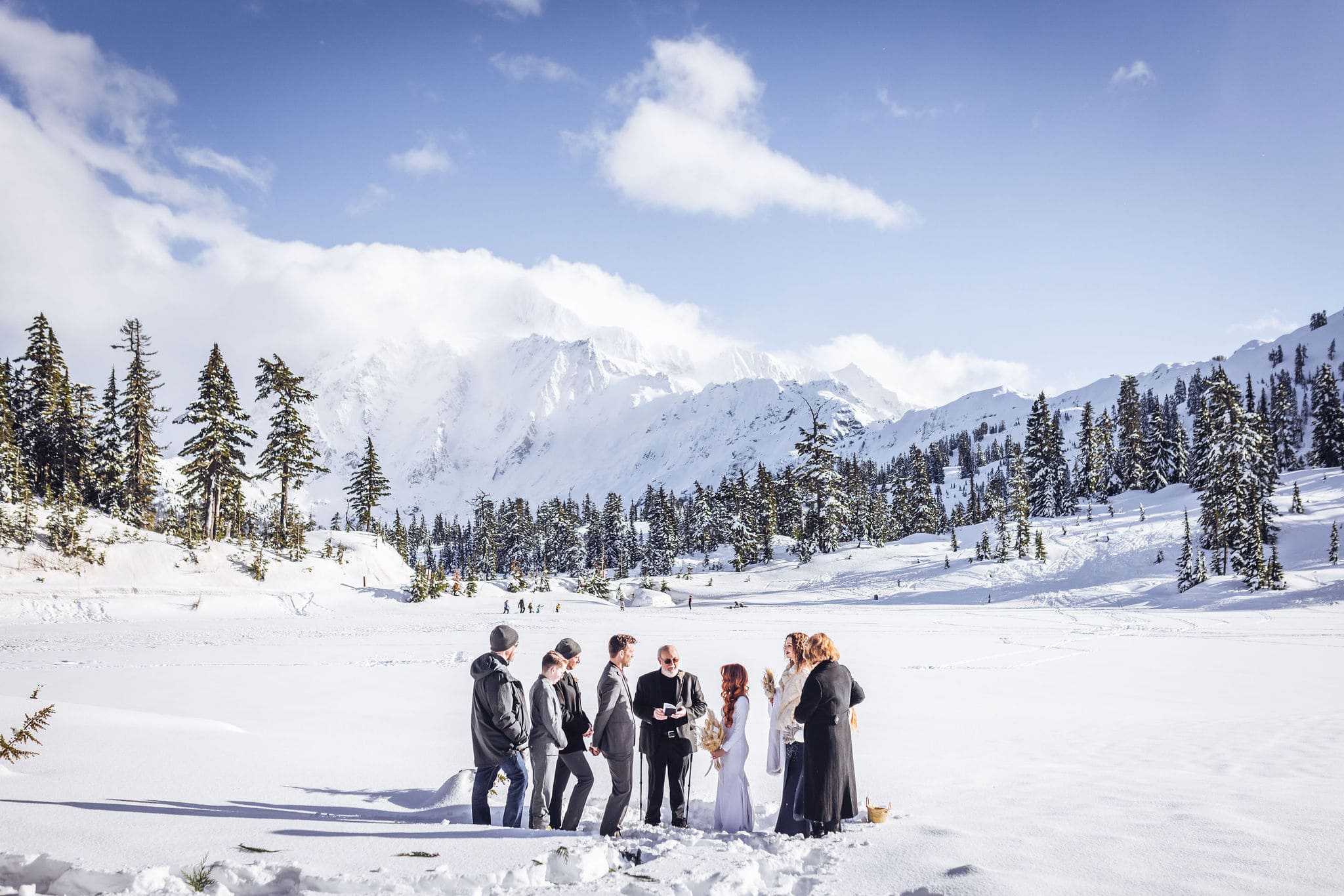 Elopement ceremony in North Cascades in Washington state